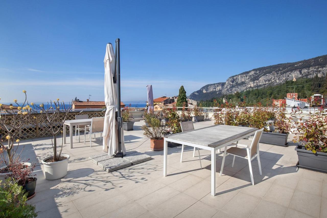 La Rocca Relax Apartment Garda  Luaran gambar